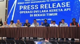 Pusdokkes Polri Jumpa Pers tentang Jenazah Korban Tabrakan KA di Bekasi. yang teridentifikasi di RS Polri Jakarta.(Foto: Istimewa)