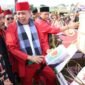 Wali Kota Bekasi Tri Adhianto pada puncak Festival Adu Bedug dan Dondang ke-19 Tahun 2026 Kecamatan Mustika Jaya, Minggu (19/4/2206).(Foto: Humas Pemkot Bekasi)