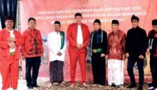 Wali Kota Bekasi, Tri Adhianto saat menghadiri kegiatan Sedekah Bumi.di wilayah Jatimurni, Kecamatan Pondok Melati, pada Sabtu, (2/5/26).(Foto Humas: Pemkot Bekasi)