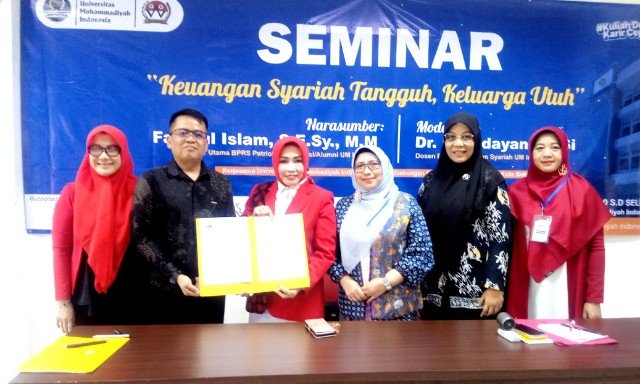 Pendampingan MoU antara GOW Kota Bekasi oleh Hj Tati Arianingsih dan UMID oleh Hasan Basri di aula UMID Kota Bekasi, Kamis (26/8/2026).(Foto: Infomedia Nasional)