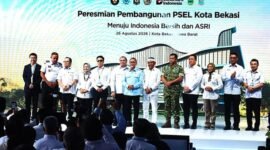 Peletakan batu pertama (ground breaking) Pembangunan PSEL di Bantargebang Kota Bekasi dihadiri langsung oleh sejumlah pejabat tinggi negara di antaranya Menteri Koordinator Bidang Pangan Zulkifli Hasan, Kepala Staf Angkatan Darat (KSAD) Maruli Simanjuntak, Gubernur Jawa Barat KDM, serta didampingi penuh oleh Wali Kota dan Wakil Wali Kota Bekasi.(Foto: Hms Pemkot Bekasi)