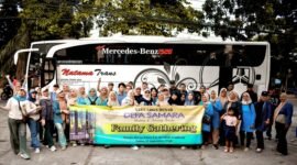 Foto bersama keluarga besar Defa Samara pada Family Gathering di Wisata Hutan Pinus Cikole Lembang, Bandung Barat, Sabtu (12/9/2026).(Foto: Doc Redaksi)