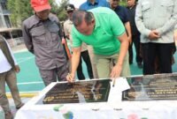 Wali Kota Bekasi Tri Adhianto meresmikan Taman Asri 3 dan Taman Bahagia di wilayah RW 17, Kelurahan Jatimakmur, Kecamatan Pondok Gede, Sabtu (12/9/2026).(Foto: Hms Pemkot Bekasi)