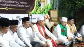 Wali Kota Bekasi Tri Adhianto pada peringatan Maulid Nabi Muhammad SAW di Kota Bekasi 2026 di Pasar Baru, Kamis (17/9/2026).(Foto: Hms Pemkot Bekasi)