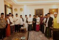 Wakil Walikota Bekasi Abdul Haris Bobihoe menghadiri peringatan Maulid Nabi Muhammad SAW di Pondokgede.(Foto Hms Pemkot Bekasi)